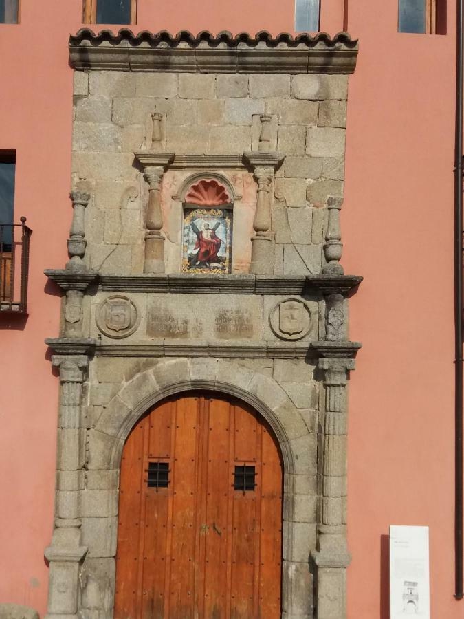 Ferienwohnung Casa El Reloj Mombeltrán Exterior foto